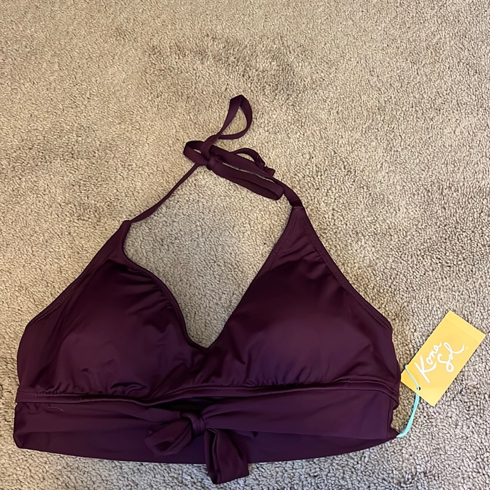 NWT swim suit top